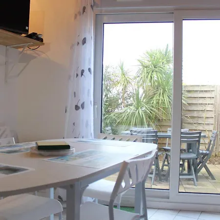 Maison 4 Pièces à Saint-denis-d'oléron, 6 Couchages - Fr-1-246a-242 * Saint-Denis-dʼOléron